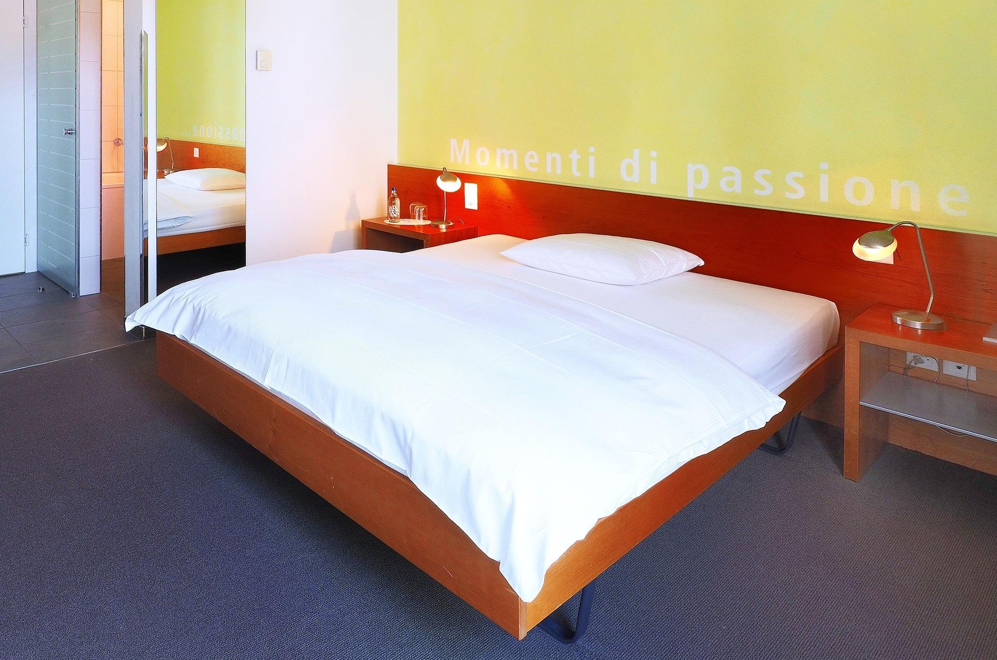 Sommerau-Ticino Swiss Quality Hotel Dietikon Bagian luar foto