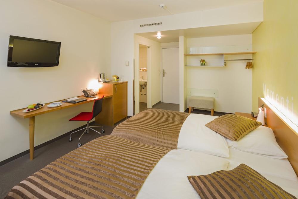 Sommerau-Ticino Swiss Quality Hotel Dietikon Bagian luar foto