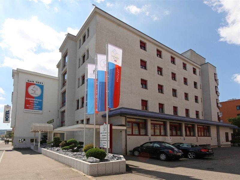 Sommerau-Ticino Swiss Quality Hotel Dietikon Bagian luar foto