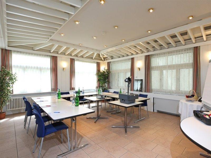 Sommerau-Ticino Swiss Quality Hotel Dietikon Bagian luar foto