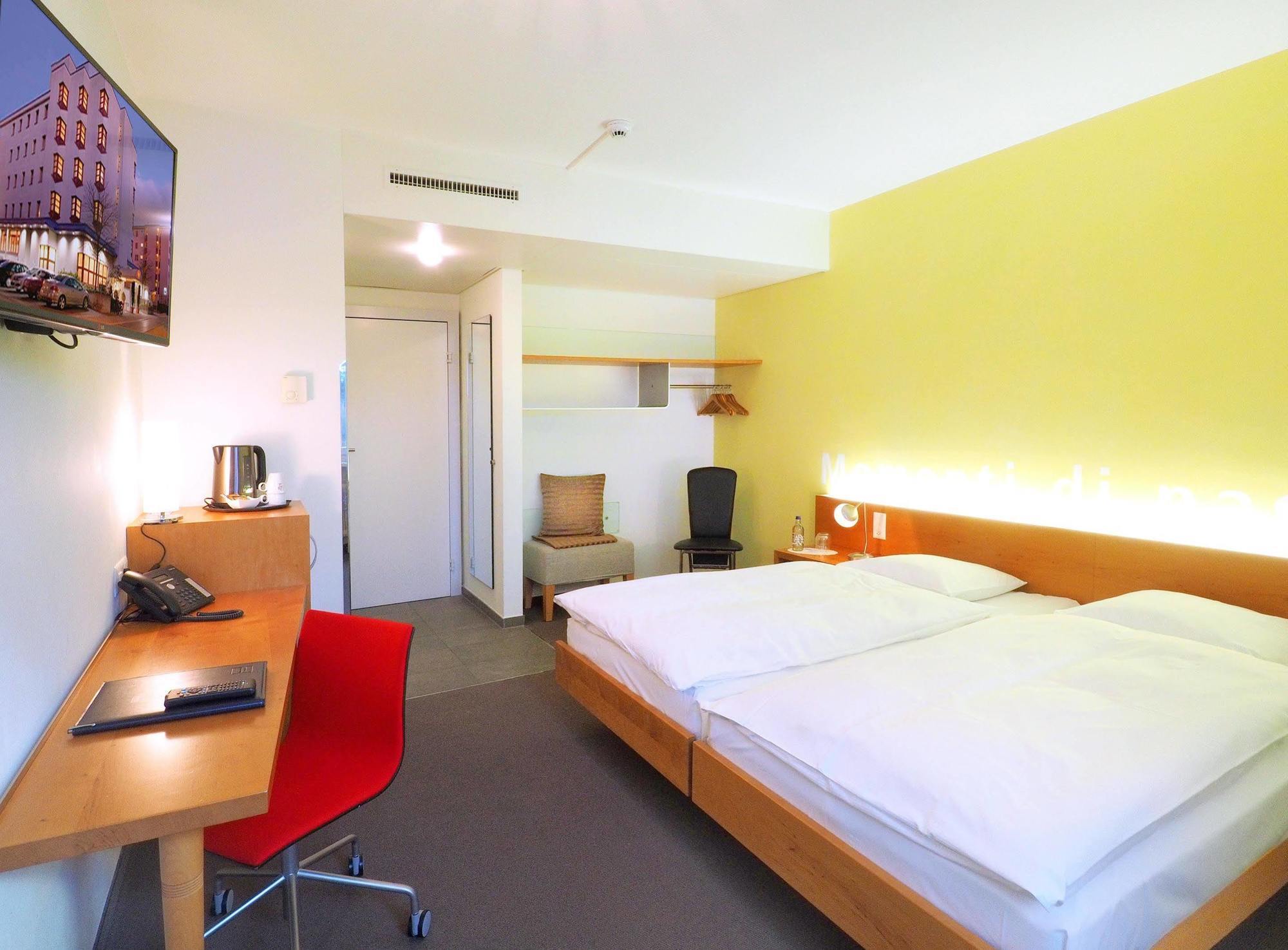 Sommerau-Ticino Swiss Quality Hotel Dietikon Bagian luar foto