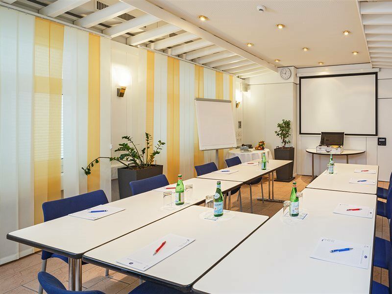 Sommerau-Ticino Swiss Quality Hotel Dietikon Bagian luar foto