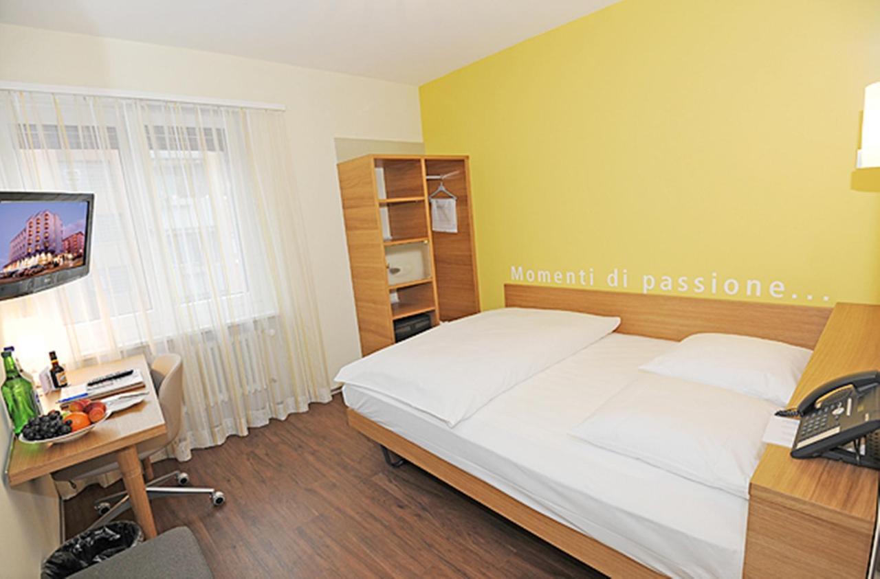 Sommerau-Ticino Swiss Quality Hotel Dietikon Bagian luar foto